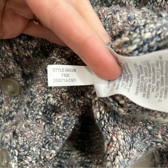 J Crew Factory Textured button front cardigan sweater size medium as306 - Picture 8 of 10